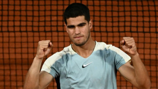 Alcaraz salva una jornada negativa para el tenis espa&ntilde;ol en Roland Garros