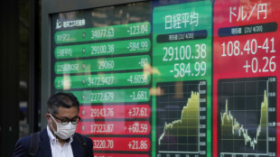 Borsa: Asia cauta in attesa mosse della Fed, scivola Shenzhen
