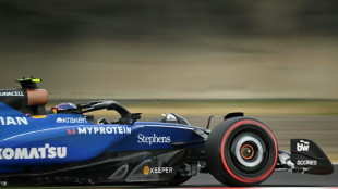 Sainz é multado por perder cerimônia do hino no GP do Japão apesar de ter sofrido problema estomacal