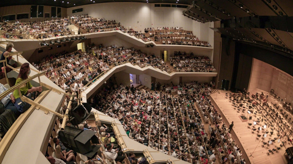 La Fenice al Ljubljana Festival con lo storico allestimento de Il Barbiere di Siviglia