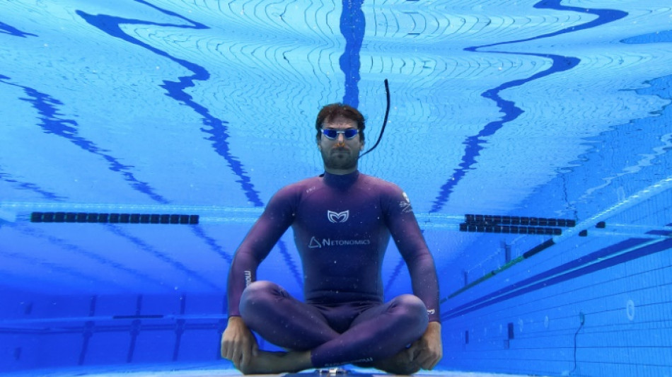 Com 29 minutos debaixo d'&aacute;gua, apne&iacute;sta croata explora limites humanos