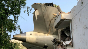 Único sobrevivente de acidente de avião na Índia se pergunta como isso foi possível