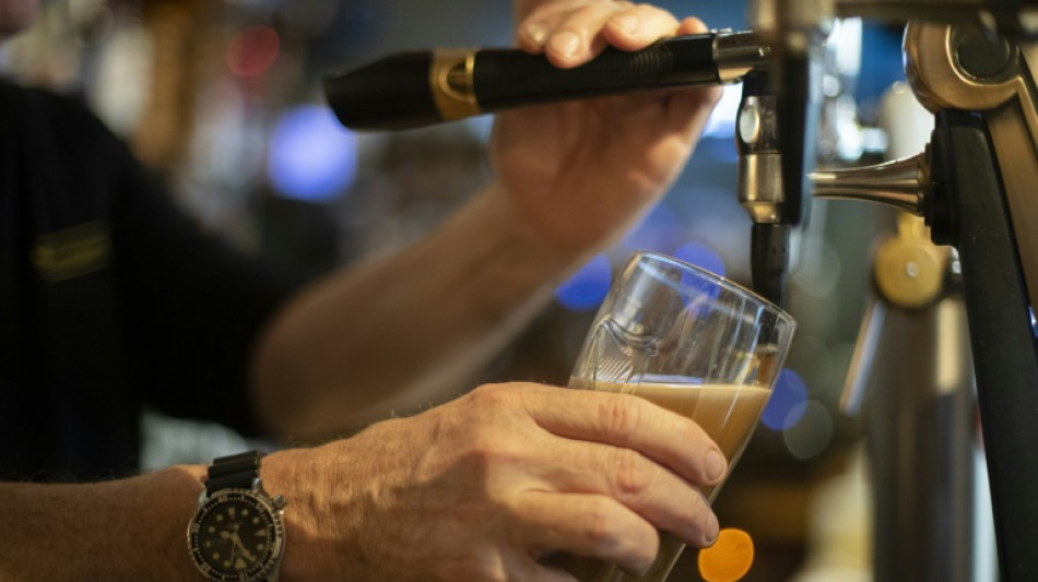 Drogenbeauftragter: "Wir haben ein Alkohol- und Tabakproblem in Deutschland"