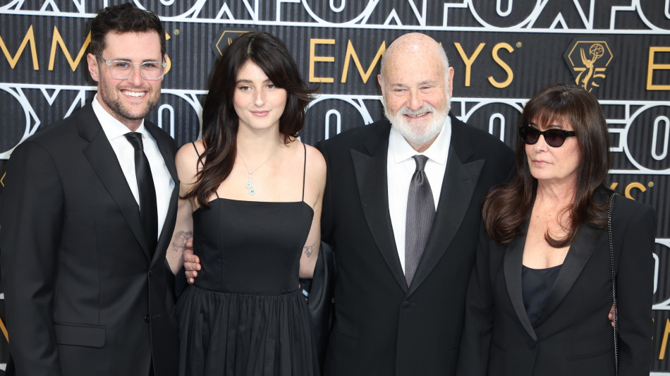 Tmz, 'Nick Reiner sotto custodia della polizia di Los Angeles'