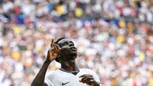 Inglaterra vence Fran&ccedil;a (6-4) e termina em 3&ordm; lugar na Copa de 2026