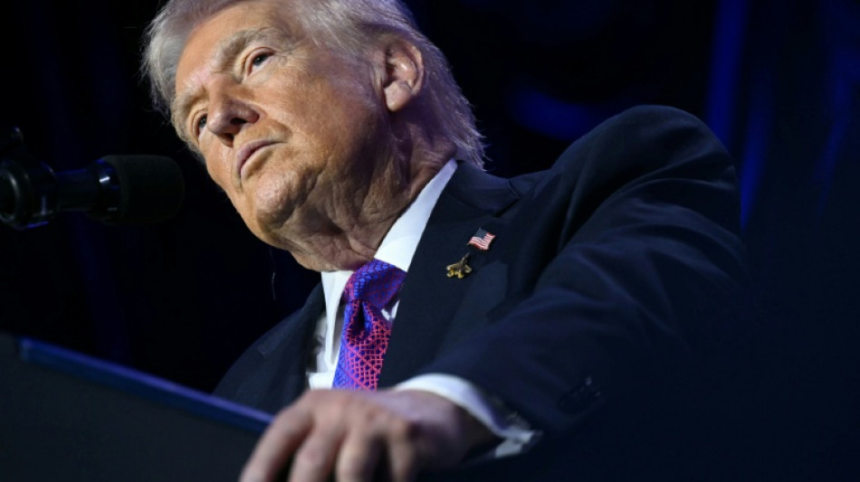 Trump publica un video conspirativo sobre las elecciones en EEUU donde representa a los Obama como monos