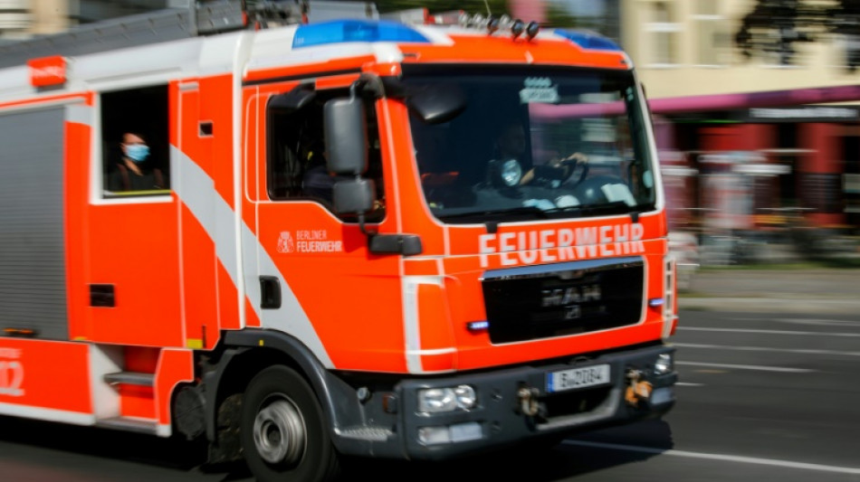 Ein Toter bei Feuer in Hamburger Wohnunterkunft f&uuml;r Gefl&uuml;chtete und Wohnungslose