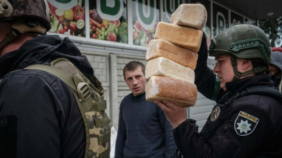Pain &agrave; l'aller, enfants au retour: une navette blind&eacute;e vers Lyman assi&eacute;g&eacute;e