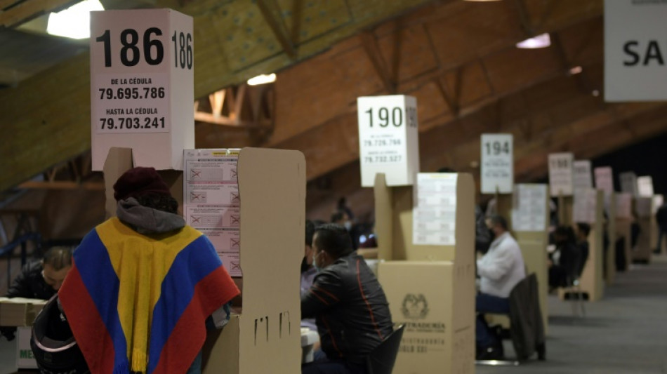 Colombie: l&eacute;gislatives et primaires pr&eacute;sidentielle, Petro candidat de la gauche