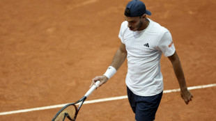 Juan Manuel Cer&uacute;ndolo avan&ccedil;a para as quartas de final em Eastbourne