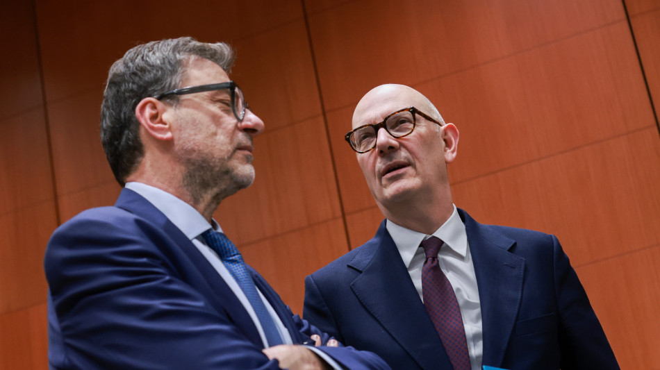 Giorgetti, 'contro il caro energia &egrave; grave passare per la stretta monetaria'