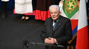 Mattarella, serve rispetto vicendevole tra le istituzioni