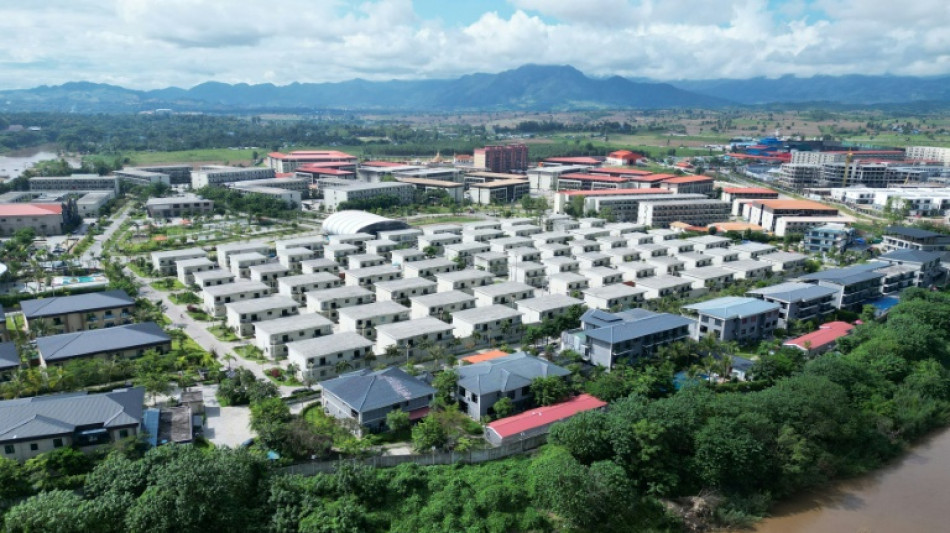 Plus de 600 personnes fuient vers la Tha&iuml;lande, apr&egrave;s un raid sur un centre de cyberfraude en Birmanie