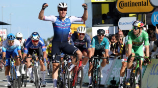 Tour de France: van Aert, deuxi&egrave;me derri&egrave;re Jakobsen, se console avec le jaune
