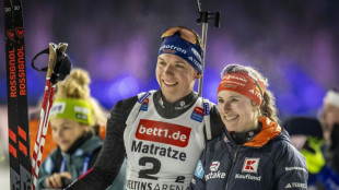 Hettich-Walz und Strelow siegen auf Schalke