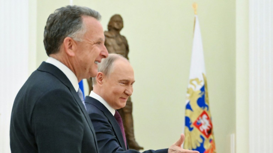 Putin e emissário americano falam de possíveis 'negociações diretas' com Kiev para trégua