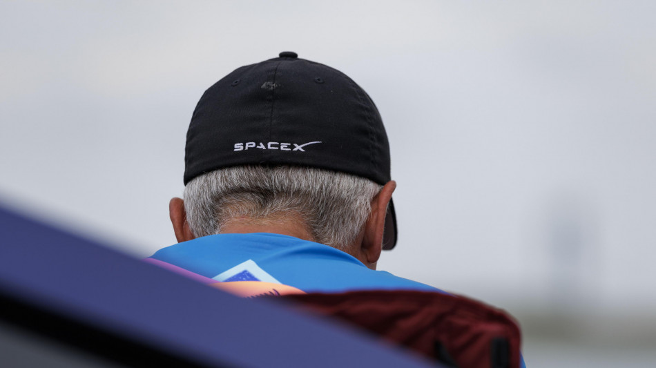 Luna, per la Nasa il lander di SpaceX non sar&agrave; pronto nel 2027