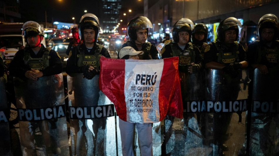 'Nenhum convence': voto jovem &eacute; decisivo nas elei&ccedil;&otilde;es presidenciais do Peru