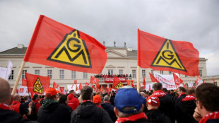 Forderungen und Streikdrohungen: VW-Arbeiter k&auml;mpferisch - Konzern verweist auf Krise