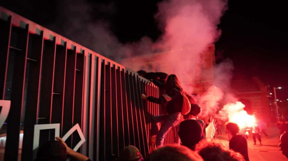 Violenze ai cortei Pro Palestina, 18 misure cautelari a Torino