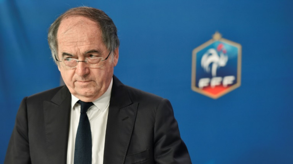 Foot, rugby, hand, le sport fran&ccedil;ais cern&eacute; par les affaires