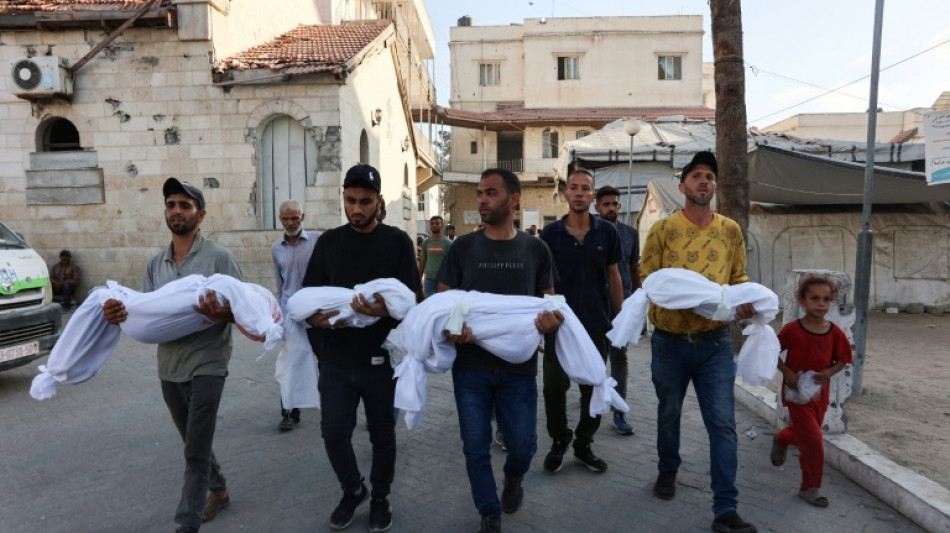 Al menos 25 muertos en ataques israel&iacute;es en Gaza, uno de ellos contra un refugio para desplazados