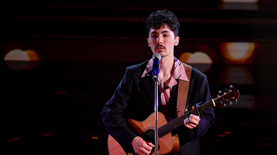 Fulminacci annuncia gli appuntamenti live dell'estate