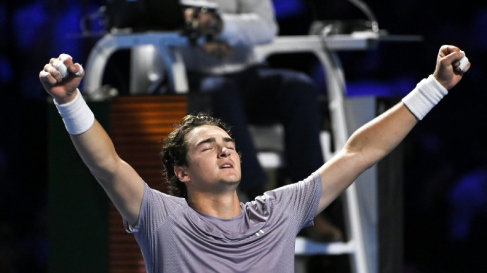 João Fonseca avança à segunda rodada do Masters 1000 de Paris