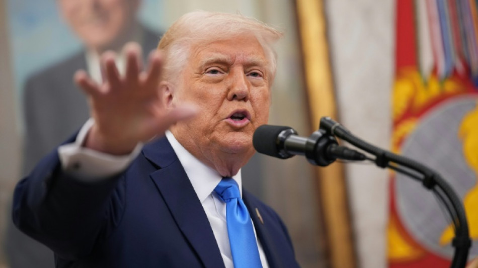 US stocks advance ahead of looming Trump tariffs