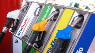 Codacons, con riordino accise 15-22 euro in pi&ugrave; l'anno su diesel