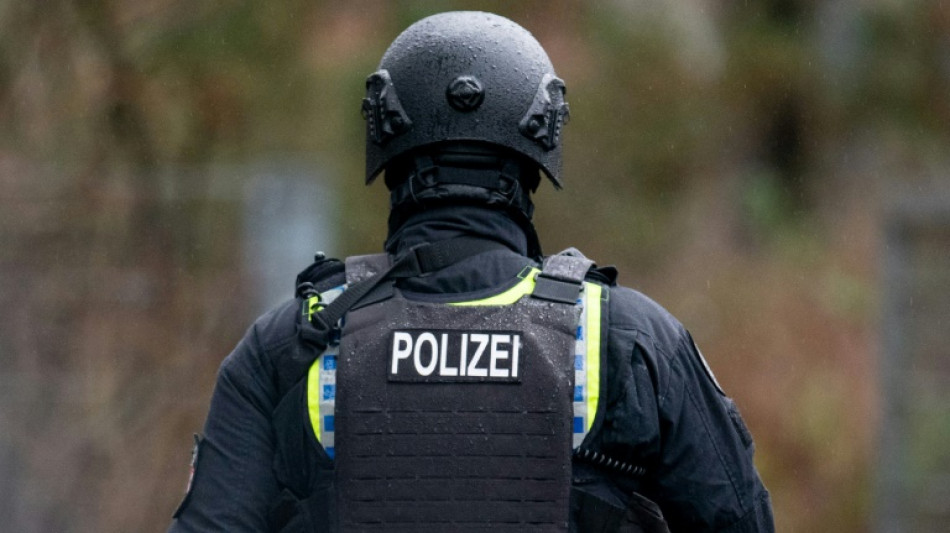 Sechs Festnahmen bei Gro&szlig;razzia gegen Schwarzarbeit im Baugewerbe 