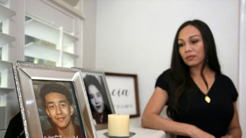 M&atilde;e denuncia 'manipula&ccedil;&atilde;o' de chatbot de IA ap&oacute;s suic&iacute;dio de seu filho nos EUA