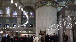 Leão XIV visita a Mesquita Azul de Istambul