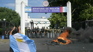 Dans la troisi&egrave;me ville d'Argentine, la police toutes sir&egrave;nes hurlantes pour ses salaires