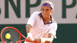 Roland Garros: Bellucci subito fuori, passa Halys