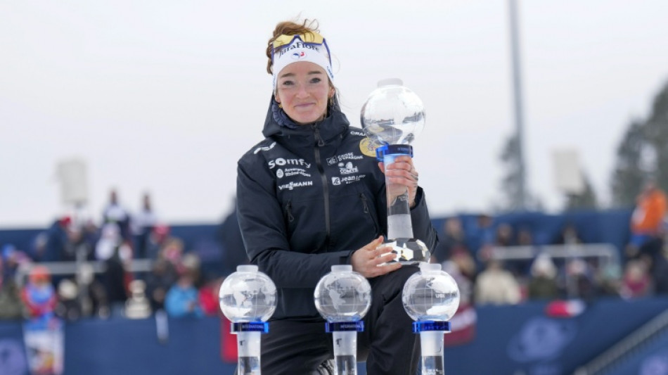 Biathlon: Lou Jeanmonnot "&eacute;puis&eacute;e" mais "vraiment fi&egrave;re" apr&egrave;s son gros globe