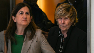 Le procès de la reine des paparazzi Mimi Marchand s'est ouvert, avec un coup d'éclat de Piotr Pavlenski