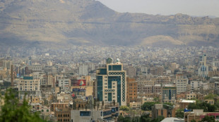 Houthis denunciam bombardeios na capital do I&ecirc;men