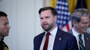 Media, 'finestre rotte a casa di Vance a Cincinnati, un fermo'