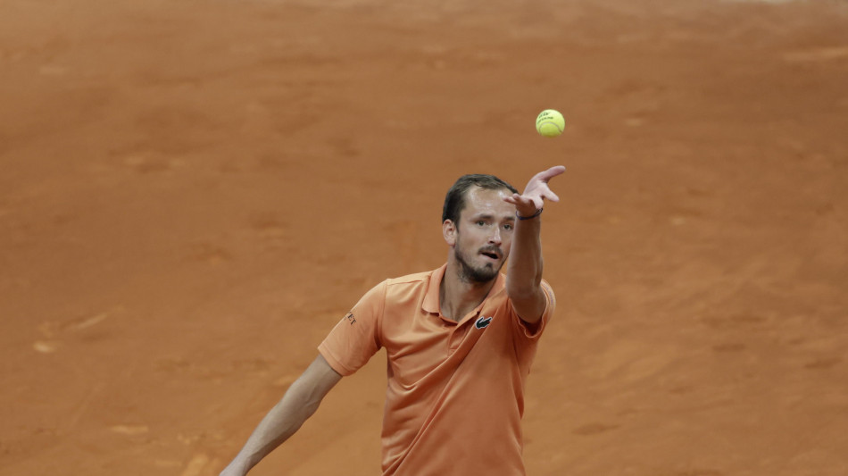 Internazionali: Medvedev batte Tirante ed accede ai quarti