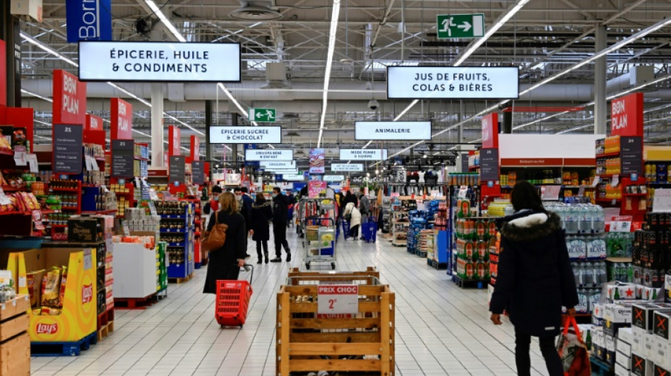 Face &agrave; l'inflation et aux oppositions, le gouvernement compl&egrave;te son "arsenal" pour le pouvoir d'achat