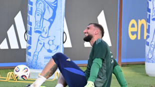 Calcio: ufficiale Donnarumma al City fino al 2030 'un onore'