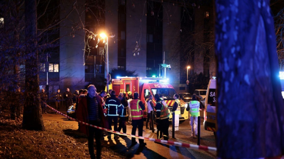 Una explosi&oacute;n de granada en un bar del sureste de Francia deja una docena de heridos