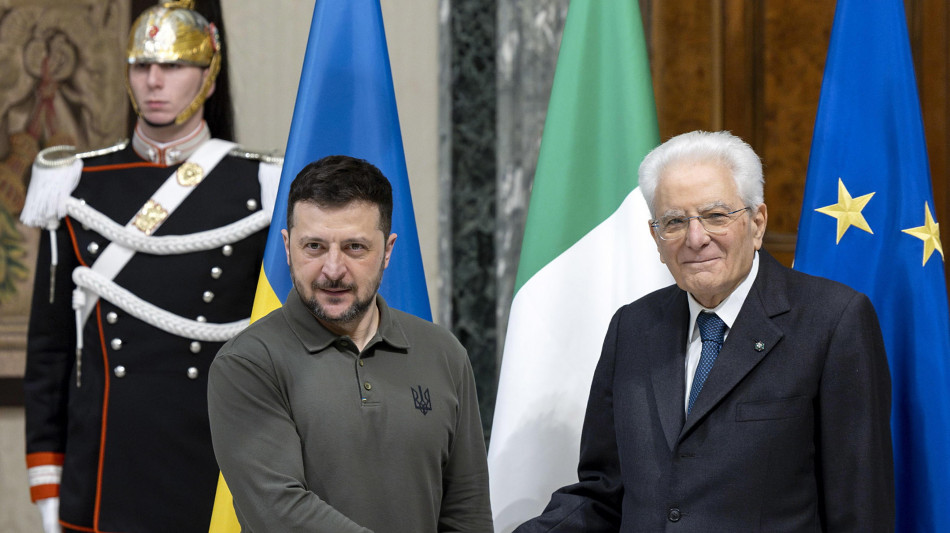 Mattarella a Zelensky, posizione Italia ferma, pieno appoggio