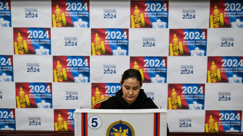 Mongolie: le parti au pouvoir en t&ecirc;te aux l&eacute;gislatives d'apr&egrave;s les premiers r&eacute;sultats