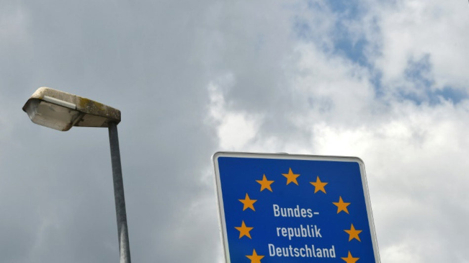Bundesregierung will Union Pr&uuml;fergebnisse zu Asyl-Reform vorlegen