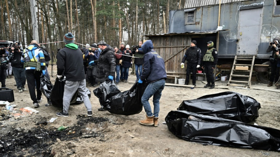 Ukraine: Kiev veut encore plus de sanctions, va d&eacute;fendre l'Est sous pression