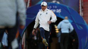 'Não temos medo de jogos com grande pressão', diz Ancelotti