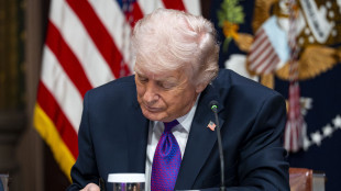 Trump, 'cadr&agrave; anche Cuba, vogliono un accordo'