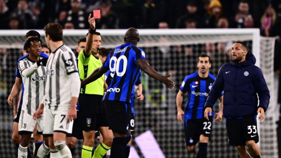 Mais de 170 torcedores da Juventus são proibidos de entrar em estádios após gritos racistas contra Lukaku